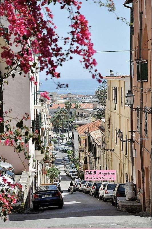 Angelina Antica Dimora Bed & Breakfast Terracina Bagian luar foto